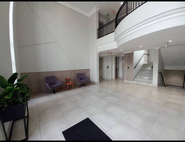 559M² OFFICE TO LET IN BRYANSTON